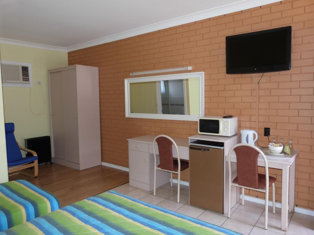 Fullarton Motor Lodge Adelaide Room photo